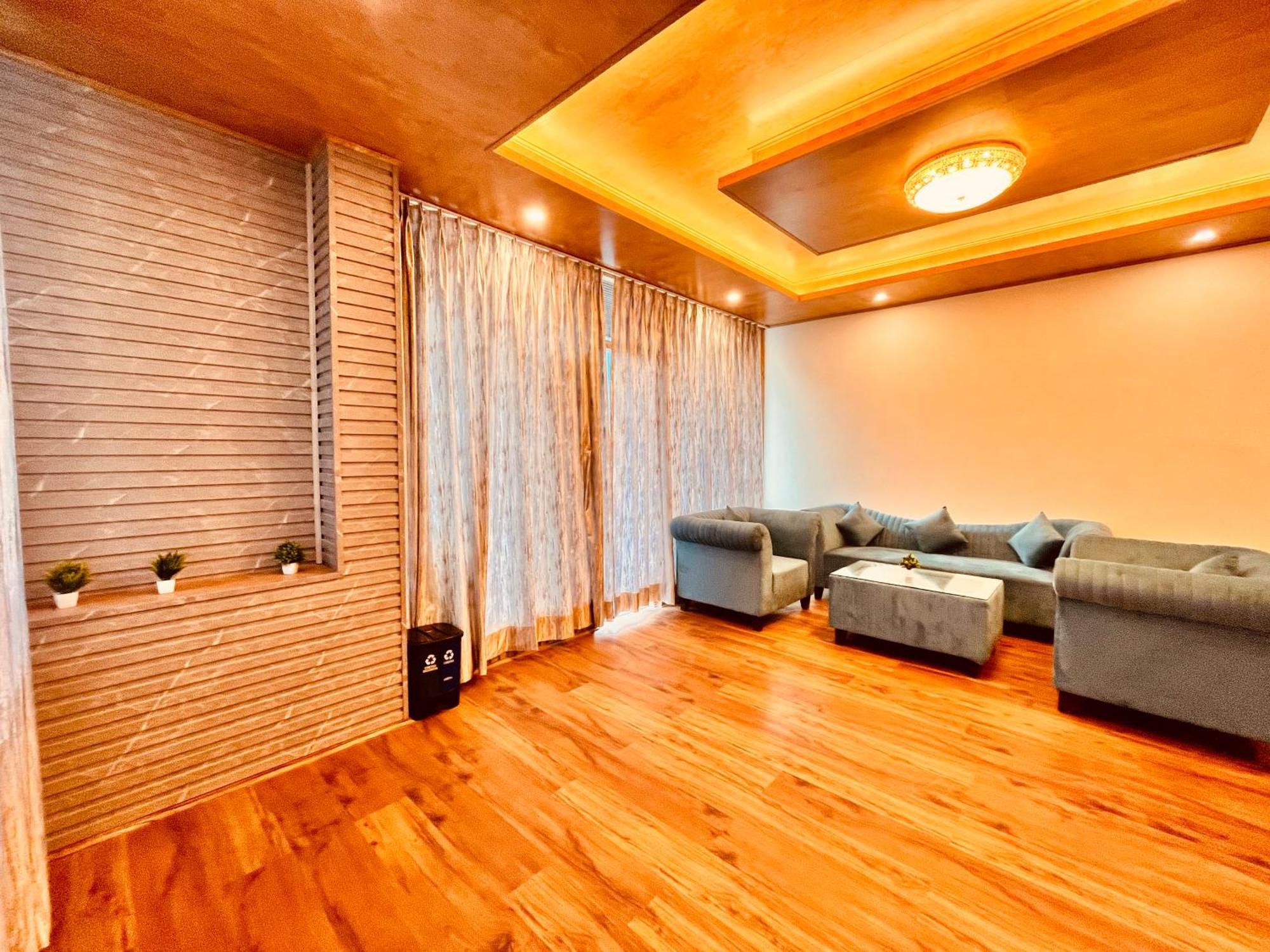 Naina Deventure Resort, Manali - Premium Rooms With Centrally Heated & Scenic View Eksteriør bilde