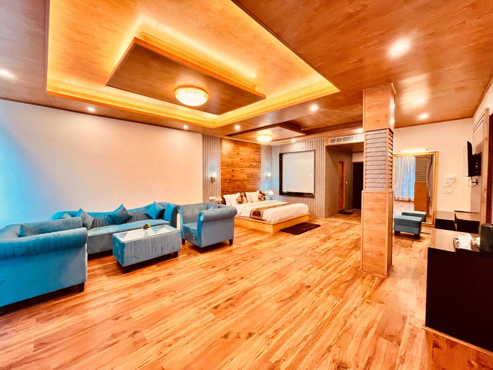 Naina Deventure Resort, Manali - Premium Rooms With Centrally Heated & Scenic View Eksteriør bilde